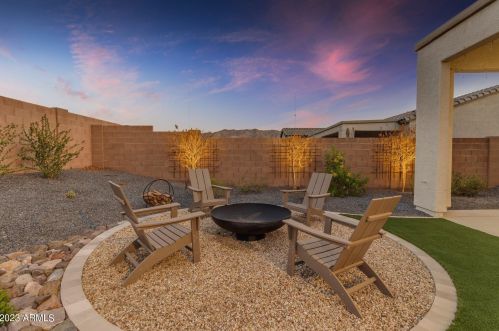 8513 22 Dr, Phoenix AZ 85041-7712 exterior