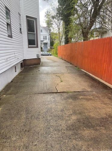 129 Cottage Ave, Mount Vernon NY 10550-1404 exterior