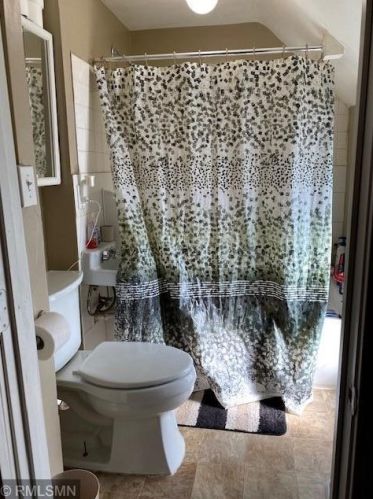 651 Cook Ave, Saint Paul MN 55106-3465 exterior