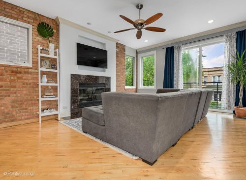 2433 Haddon Ave, Chicago, IL 60622-8730