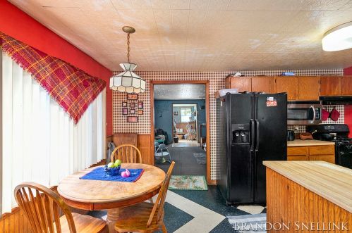 3218 Highgate Ave, Wyoming MI 49509-3023 exterior