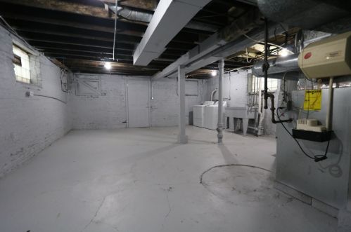 7436 Maryland Ave, Chicago IL  60619-1922 exterior