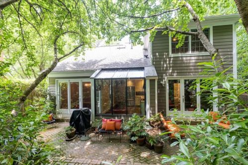 11 Bohler Mews, Atlanta GA 30327-1141 exterior