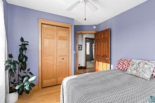 318 8th Ave, Duluth MN 55806-2206 exterior