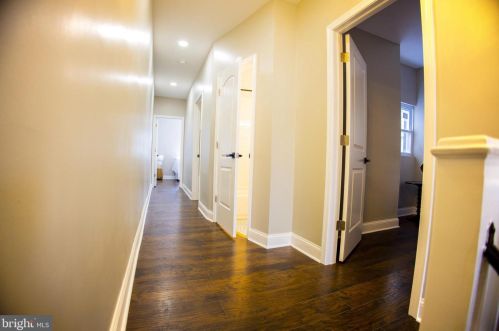 2022 21 St, Philadelphia PA 19145-2722 exterior