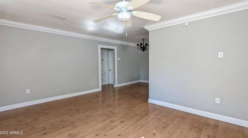 2009 17th Ave, Phoenix AZ  85007-1401 exterior