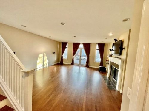 1914 Morgan St, Chicago IL  60608-3403 exterior