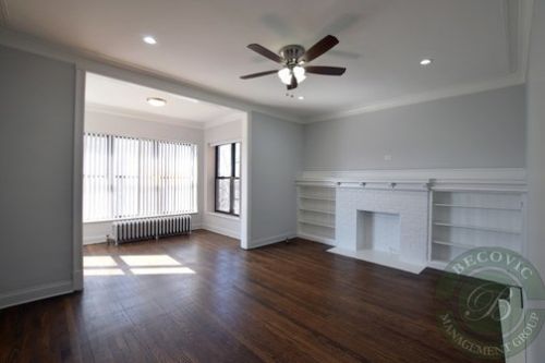 4703 Albany Ave, Chicago, IL 60625-4418