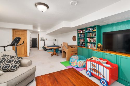 42 Quince St, Duluth MN 55811-3337 exterior