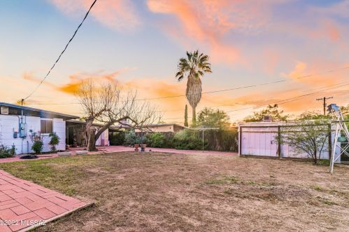 426 Calle Garcia, Tucson AZ 85706-5209 exterior