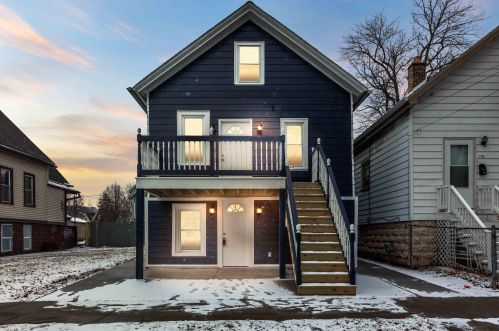 1723 19th St, Milwaukee, WI 53204-3126