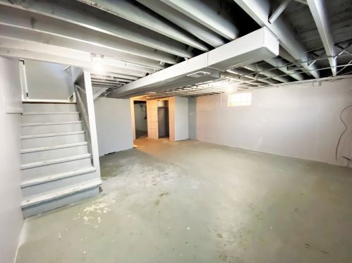 8011 Emerald Ave, Chicago IL  60620-2518 exterior