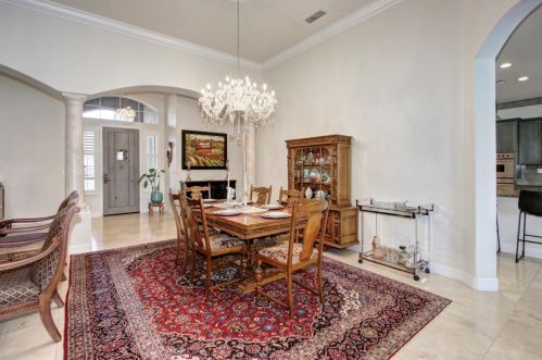 1086 Souza Dr, Folsom CA 95762-7556 exterior