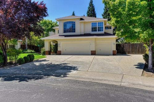 174 Orange Blossom Cir, Folsom, CA 95630-8102