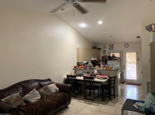 2300 Hunter Blvd, Naples FL 34116-6942 exterior