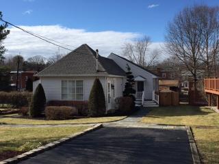 4724 Kenwood Ave, Baltimore MD  21206-1327 exterior