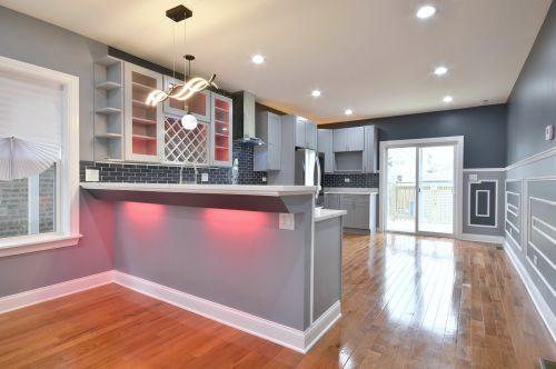 1706 Lockwood Ave, Chicago IL  60639-4319 exterior