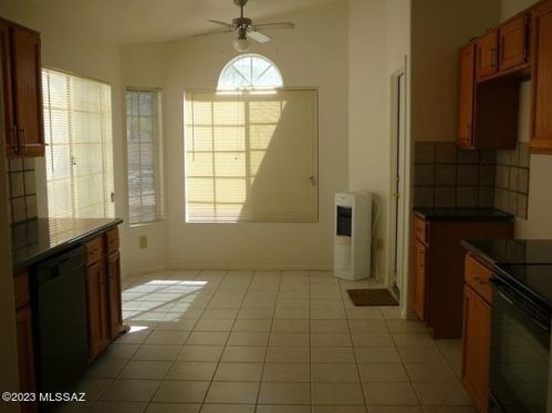 8193 Midnight Way, Tucson AZ  85741-1244 exterior