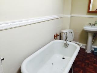 1607 Montpelier St, Baltimore MD  21218-4842 exterior