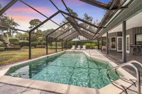 135 Edgemere Way, Naples FL 34105-7107 exterior