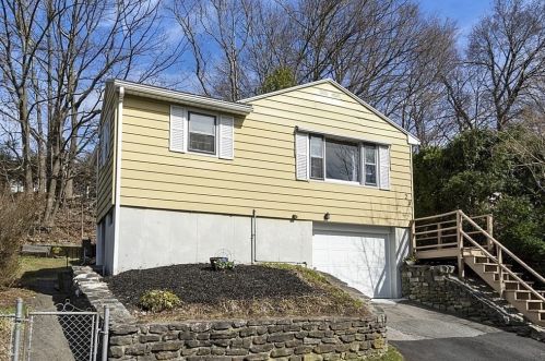 23 Harold St, Worcester MA 01604-2315 exterior