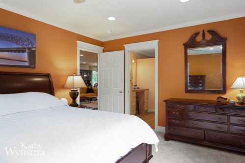 2514 Hall St, Grand Rapids MI 49506-3170 exterior