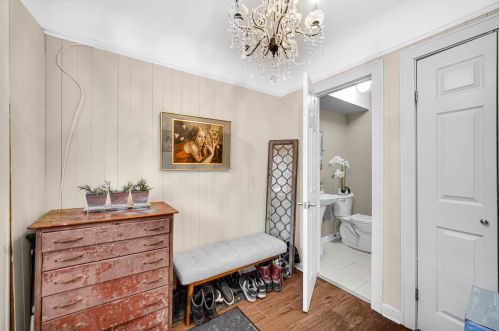 2116 Shakespeare Ave, Chicago IL 60647-3914 exterior