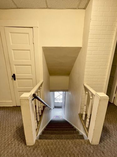 137 Grand Ave, Meskegon MI 49441 exterior