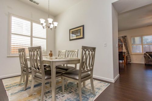 1072 Bennington Ave, Turlock CA  95382-0555 exterior