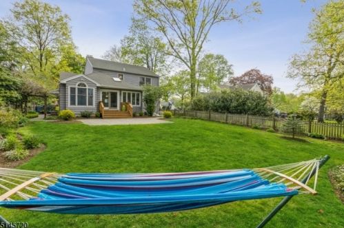 6 Tudor Oval, Westfield NJ 07090-2223 exterior