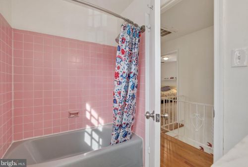 900 Balmoral Dr, Silver Spring MD  20903-1301 exterior