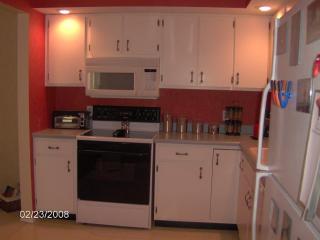 2563 Clayton Blvd, Champaign IL  61822-2398 exterior