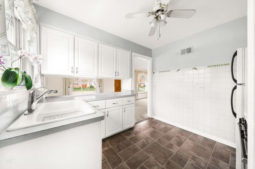 7401 Osceola Ave, Chicago, IL 60631-4434