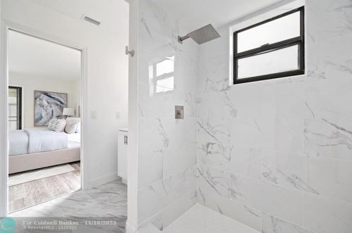 314 Thornhill Dr, Fort Pierce FL  34983-3701 exterior