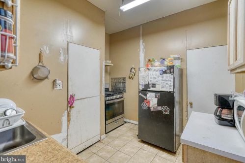 2313 18 St, Philadelphia PA 19132-4316 exterior