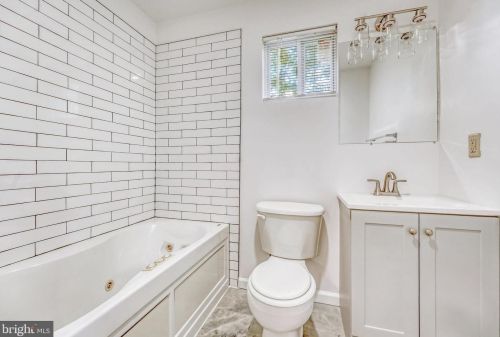 5107 Call Pl, Washington DC 20019-6313 exterior