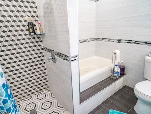 79 Fern Ave, Irvington NJ 07111-3104 exterior