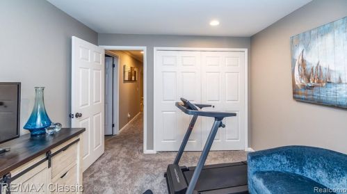 22158 Edgewater, Novi MI  48375-5014 exterior