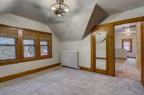 203 88, Milwaukee WI 53226-4616 exterior