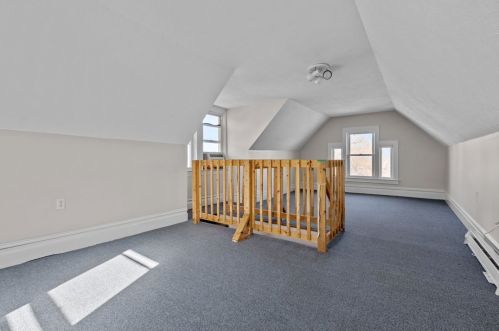 1014 Rdg Ave, Moon Twp PA 15108-2140 exterior