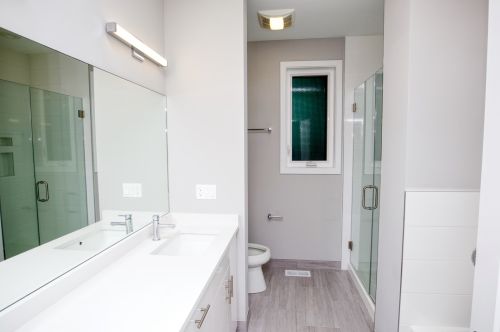 2528 Stark St, Chicago IL 60608 exterior