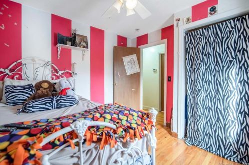 7 Ln St, Seymour CT 06483-3333 exterior