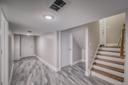 5527 Haddon Ave, Chicago IL  60651-2702 exterior