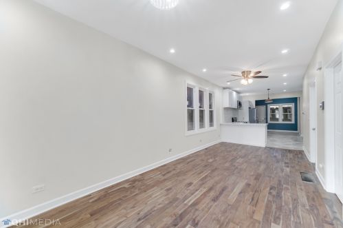 11932 La Salle St, Chicago IL  60628-6110 exterior