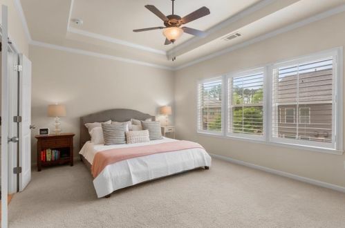 1737 Breyerton Dr, Atlanta GA 30329-4712 exterior