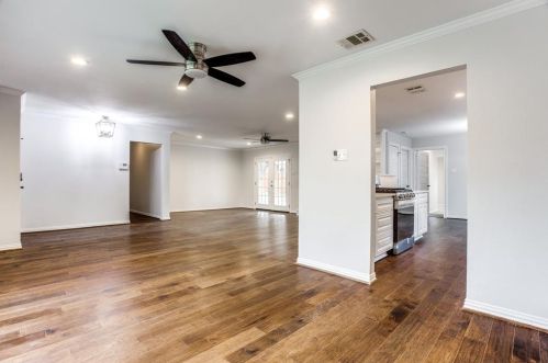 2647 Beechmont Dr, Dallas TX 75228-4224 exterior