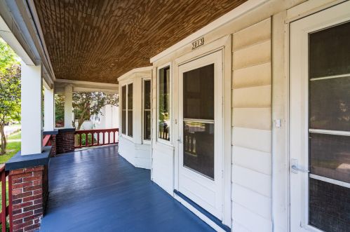 3013 Farwell Ave, Milwaukee WI  53211-3307 exterior