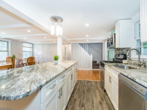 45 Summit Trl, Sparta NJ  07871-1430 exterior