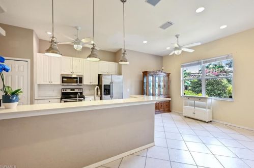 3262 Citron Dr, Naples FL 34120-1470 exterior