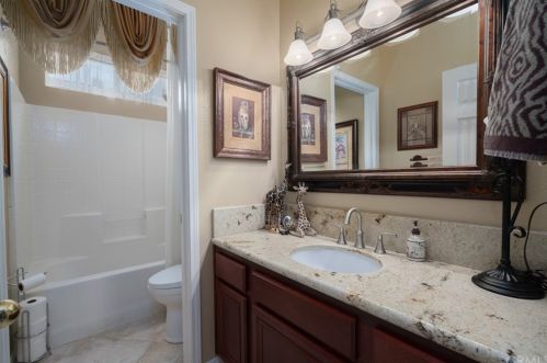 44374 Nighthawk Pass, Temecula CA 92592-1315 exterior